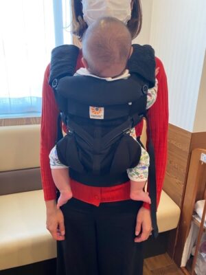 写真1 対面抱きする時の適切なスライダー位置